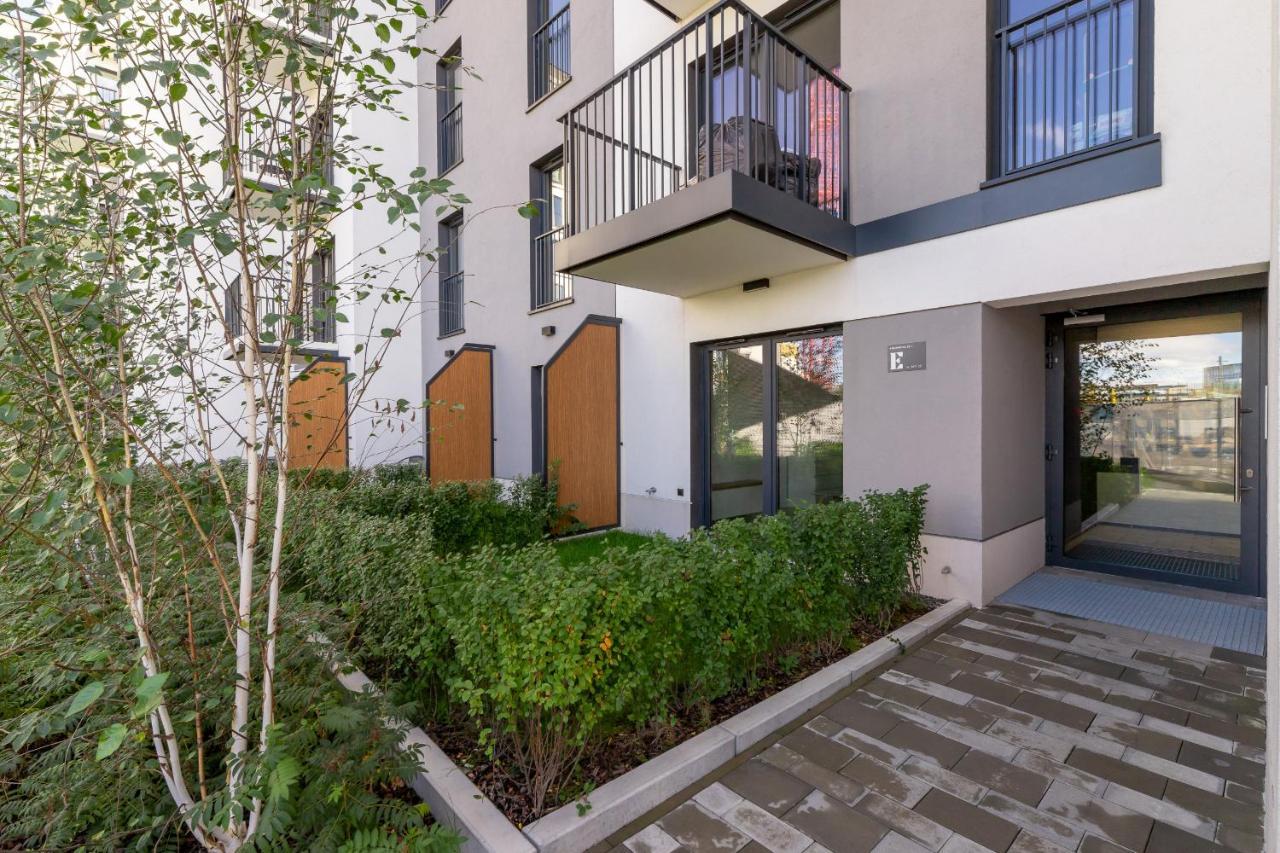 Apartments Cracow Rakowicka By Noclegi Renters كراكوفيا المظهر الخارجي الصورة