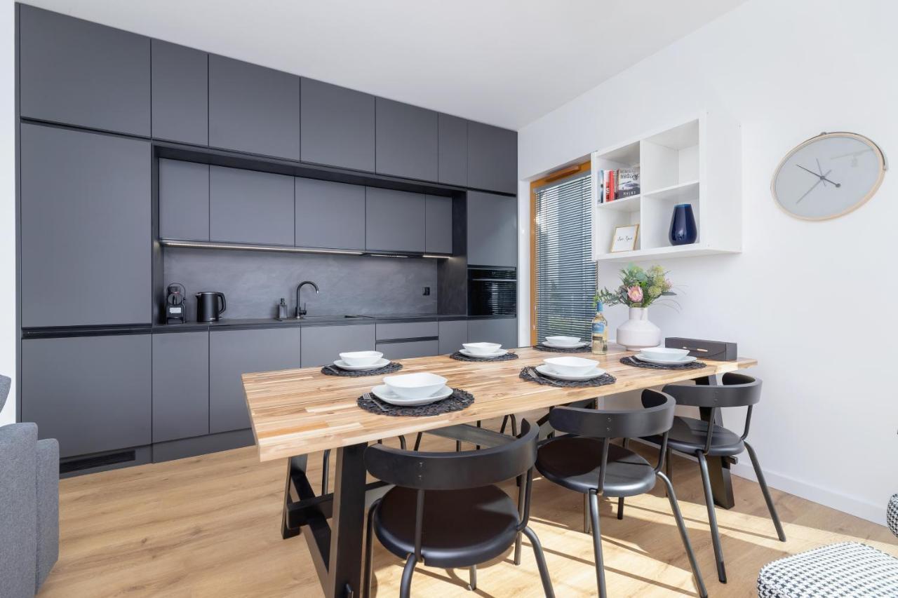 Apartments Cracow Rakowicka By Noclegi Renters كراكوفيا المظهر الخارجي الصورة